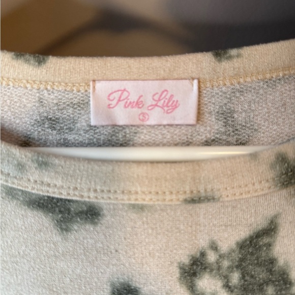 Pink Lily Set - Picture 3 of 4